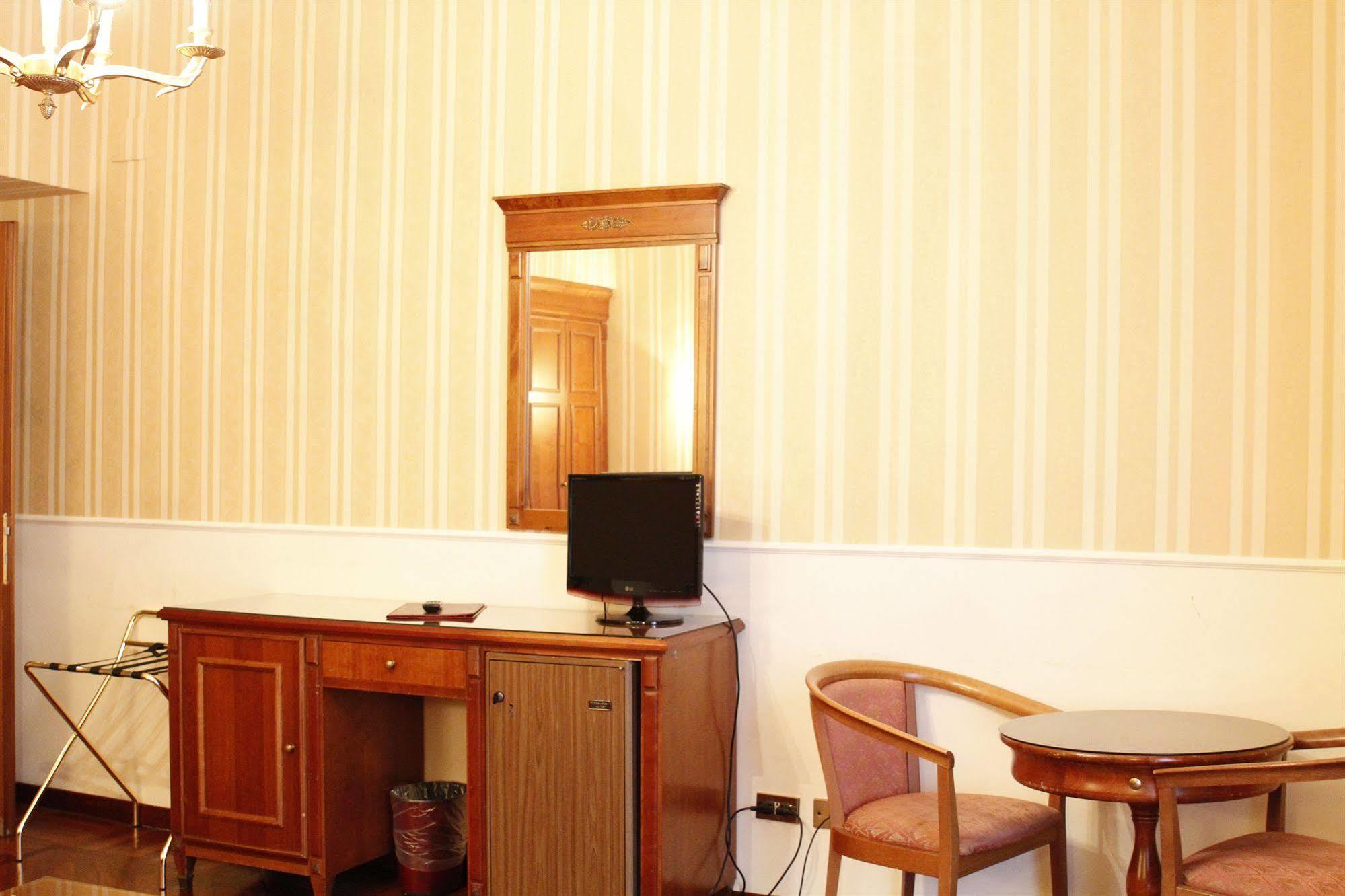 Hotel Torino Roma Esterno foto