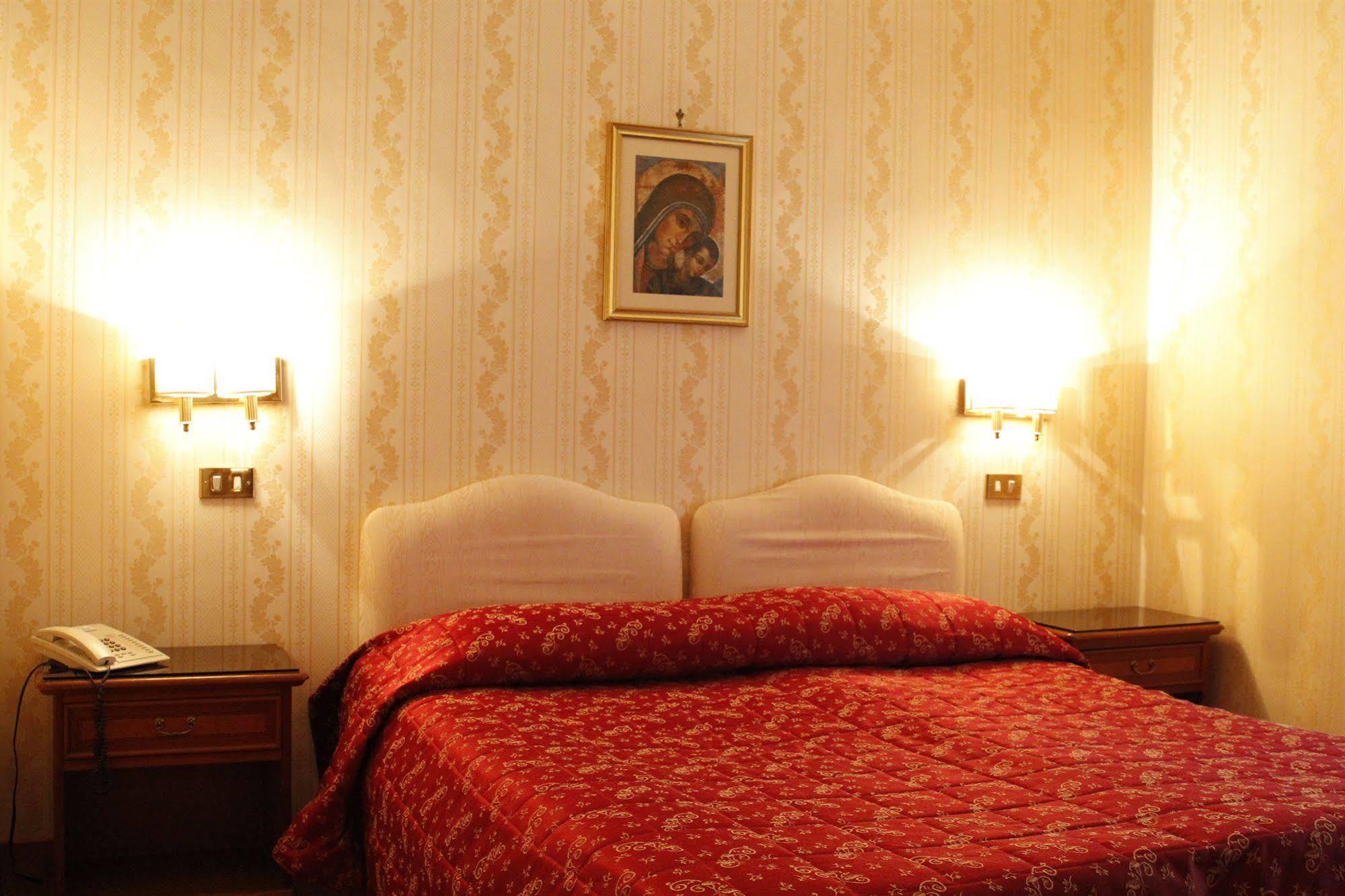Hotel Torino Roma Esterno foto