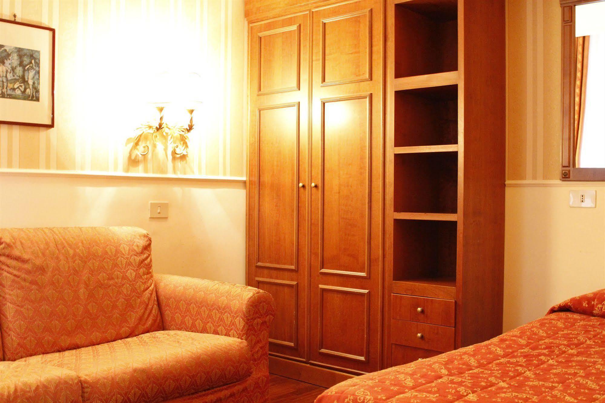 Hotel Torino Roma Esterno foto