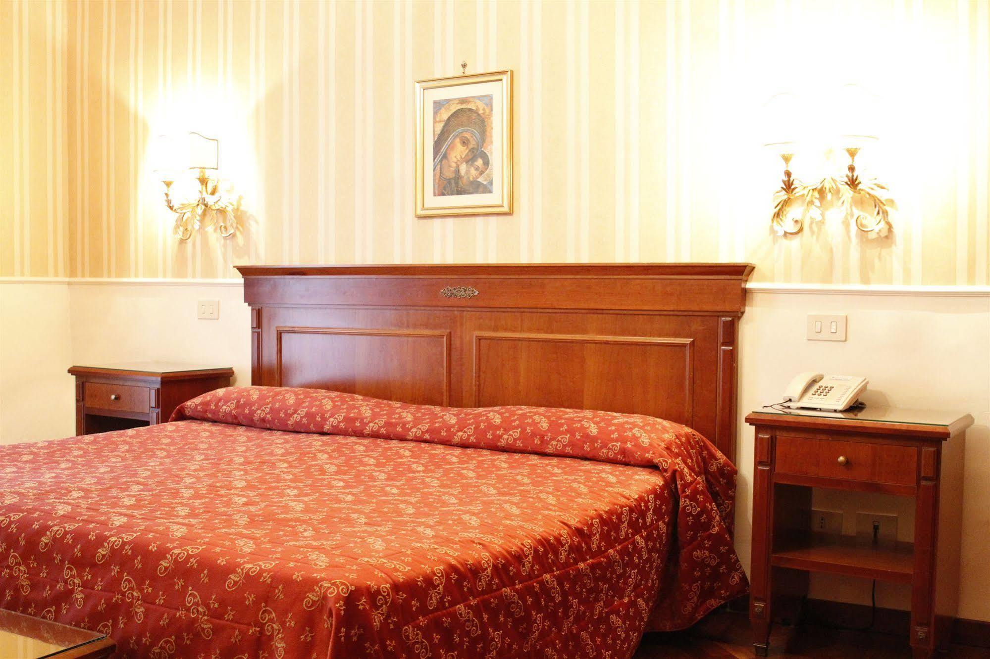 Hotel Torino Roma Esterno foto