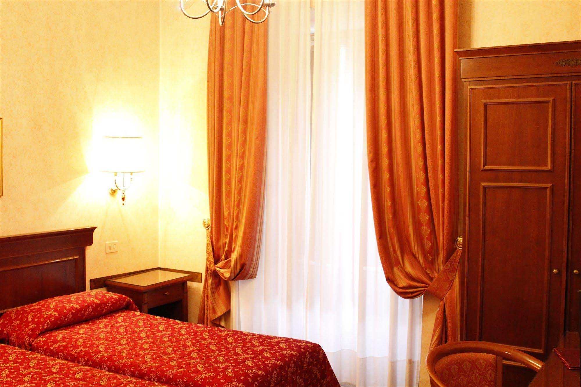 Hotel Torino Roma Esterno foto